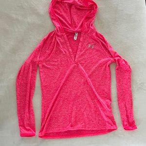 Under Armour pink heat gear long sleeve shirt. Size S.